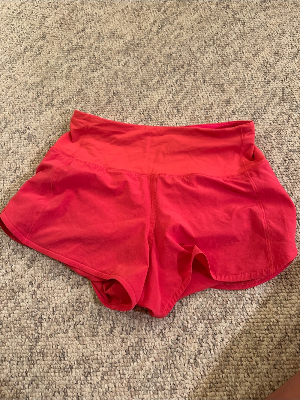 Lululemon New NWOT Shorts in pink coral perfect condition never worn